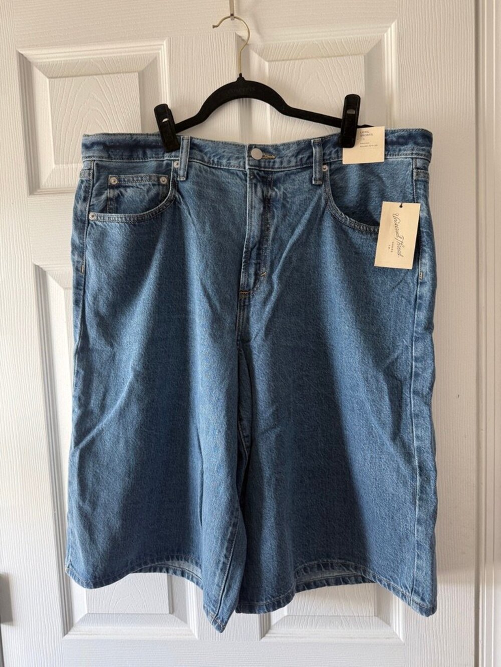 NWT Universal Thread High-Rise Denim Jorts 16R